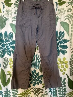 The North Face Women’s Slate Gray Cargo Pants with Drawstring Waist
